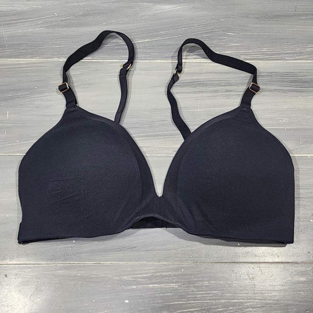 All You Lively Bra 36D The Mesh Trim No-Wire Black Bra‎ Black J-hook